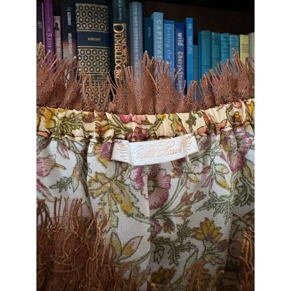 NWOT Gold Hawk Floral Cropped Tank Top Size Small - Picture 4 of 4